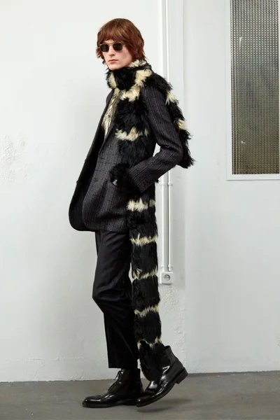 Look 36